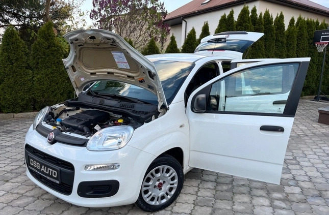 Fiat Panda cena 26900 przebieg: 170000, rok produkcji 2017 z Lesko małe 436